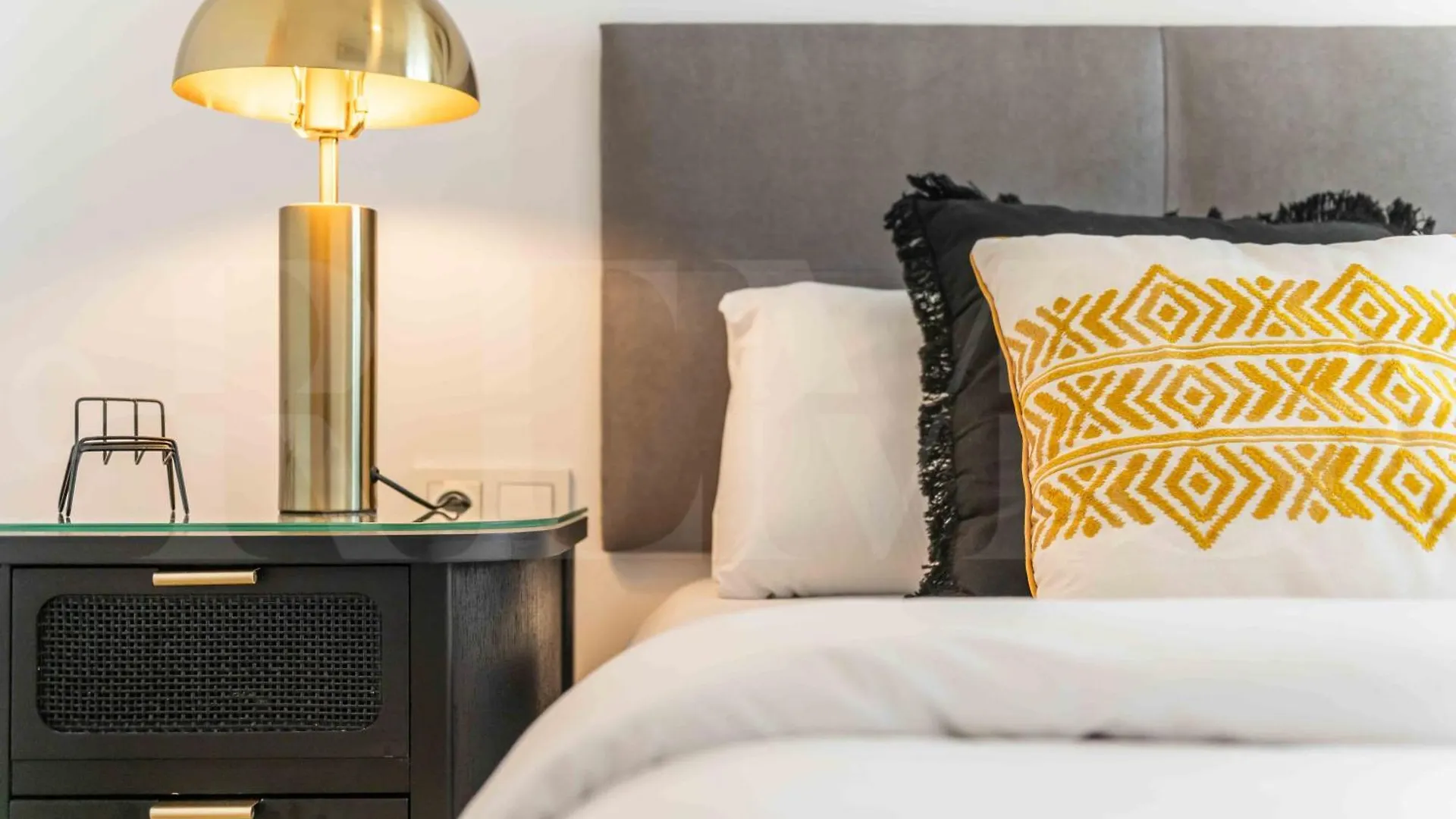 Appartamento Modern Sky-Rise Living With Pool And Parking Rems Málaga Spagna